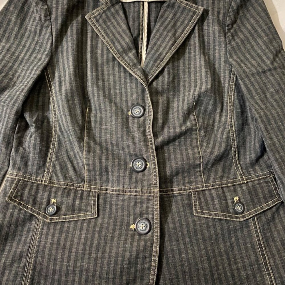 Jean Suit.
